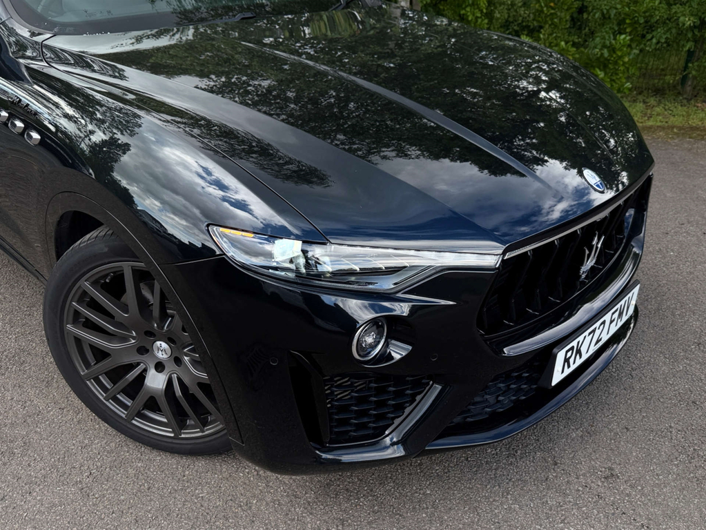 Maserati Levante V6 Modena Blue #8