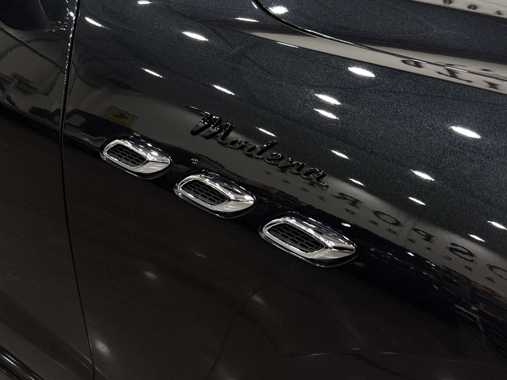 Maserati Levante 3.8 L V8 Trofeo 4Wd #26