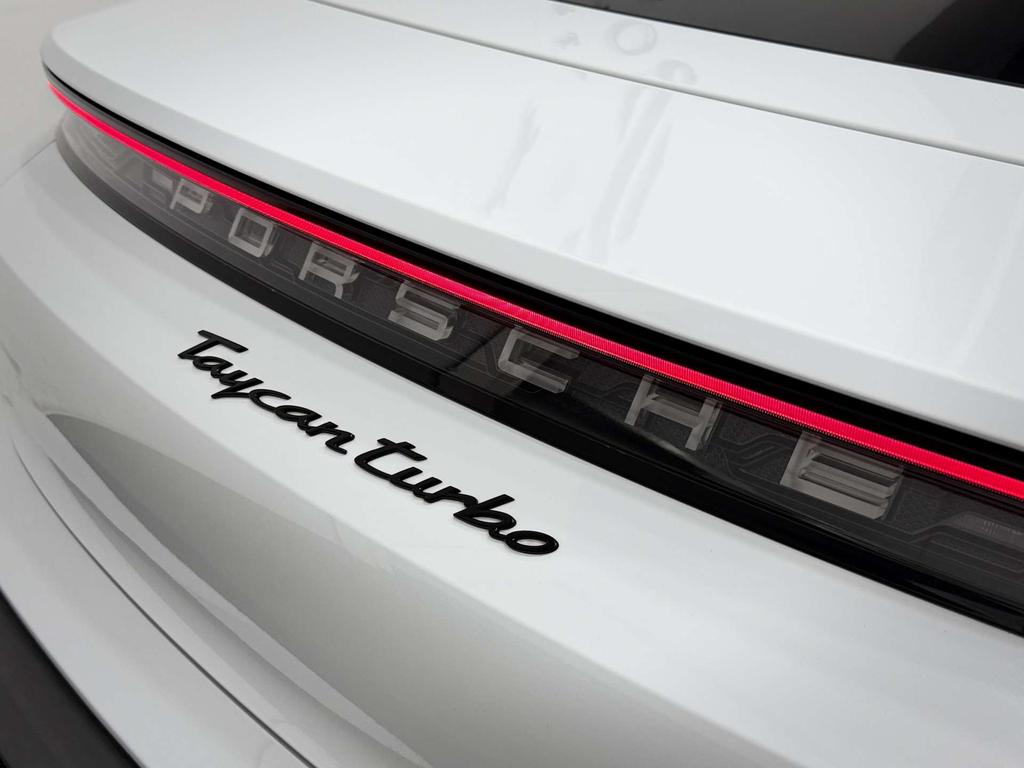 Porsche Taycan Taycan 4S Black #24