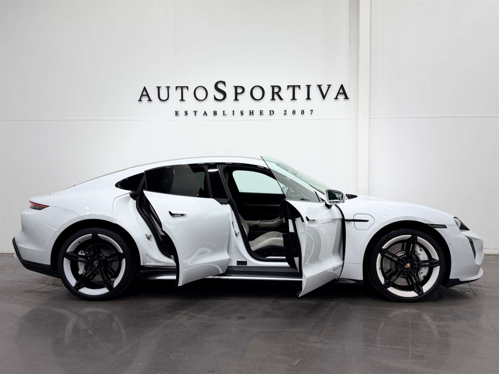 Porsche Taycan Taycan 4S Black #11