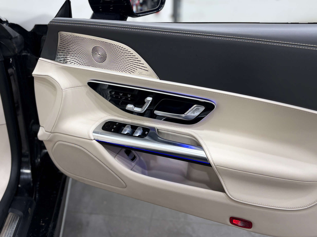 Mercedes-Benz SL Class Convertible Black #23