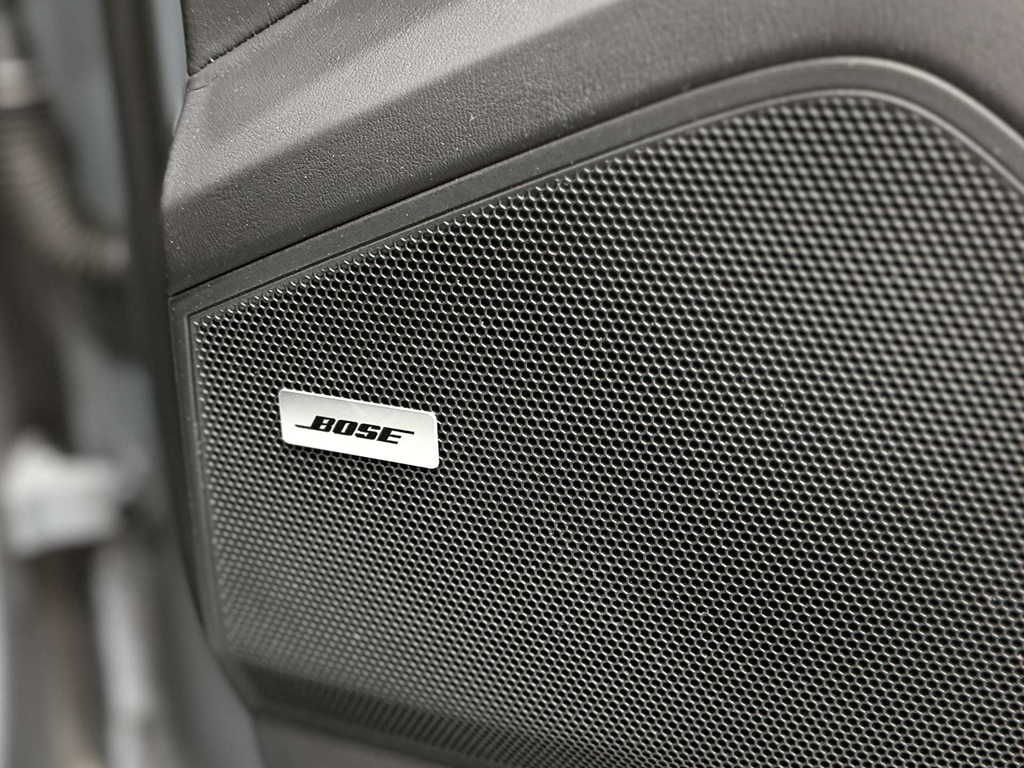 Porsche Cayenne Estate Black #27