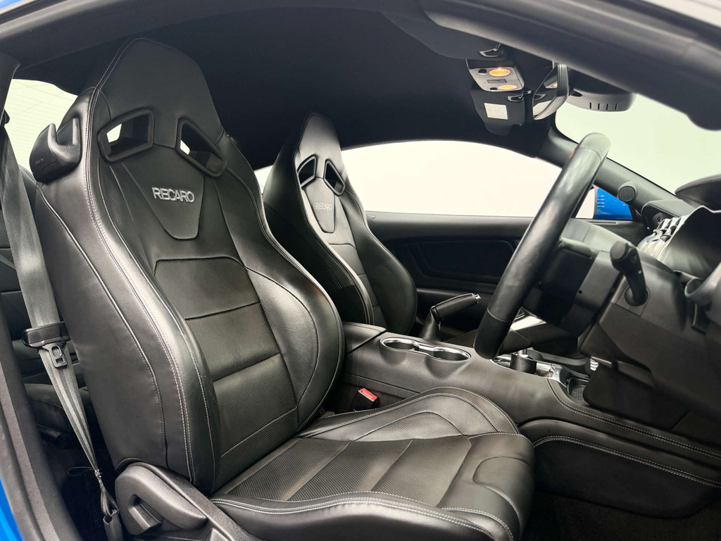 Ford Mustang 5 L Gt  #2