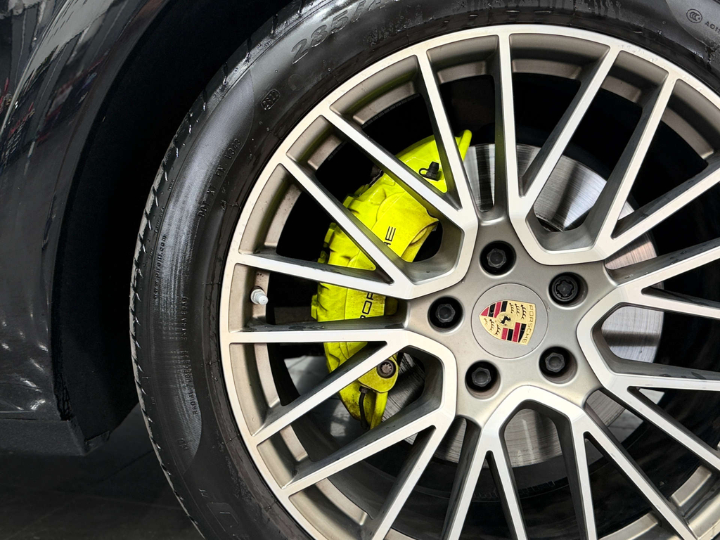 Porsche Cayenne 3 L V6 E-hybrid 4Wd  #40