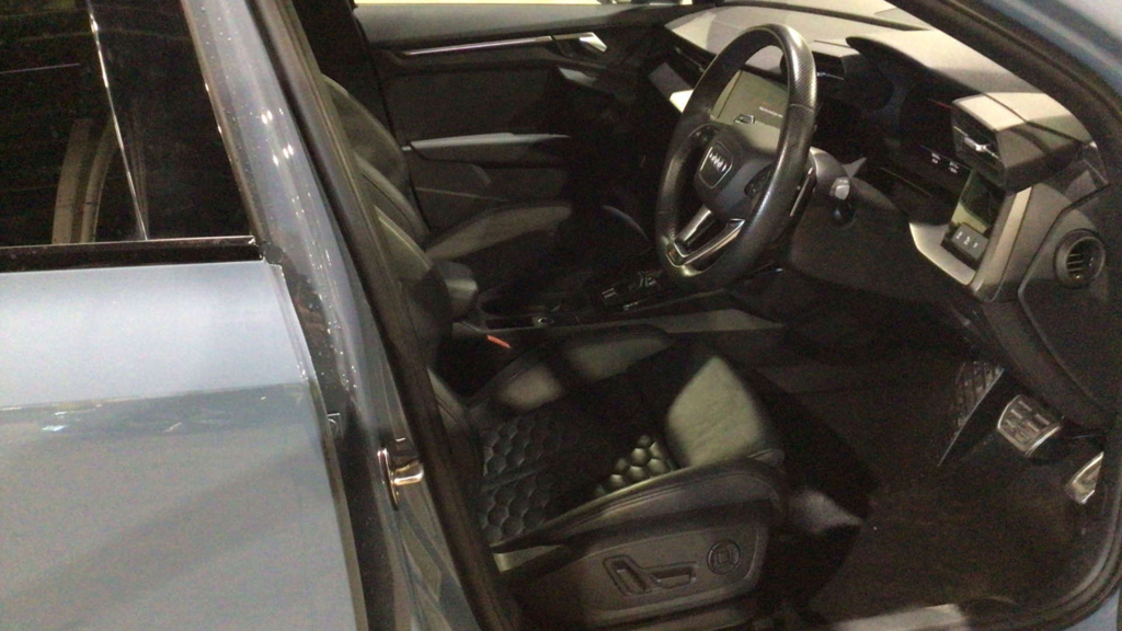 Audi RS3 2.5 L Rs 3 Vorsprung Tfsi 4Wd  #2