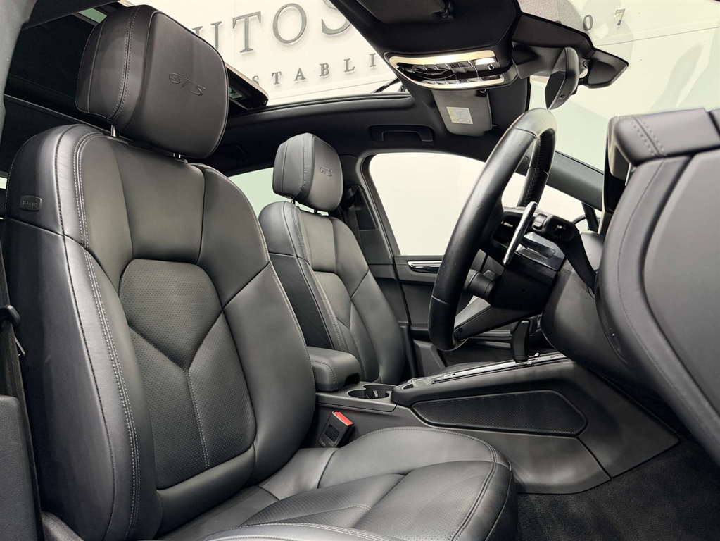 Porsche Macan 2.9 L Gts 4Wd  #2