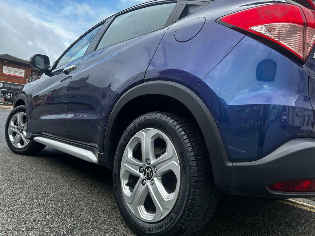 Honda Hr-V Hrv 1.5 Vtec Se White #9