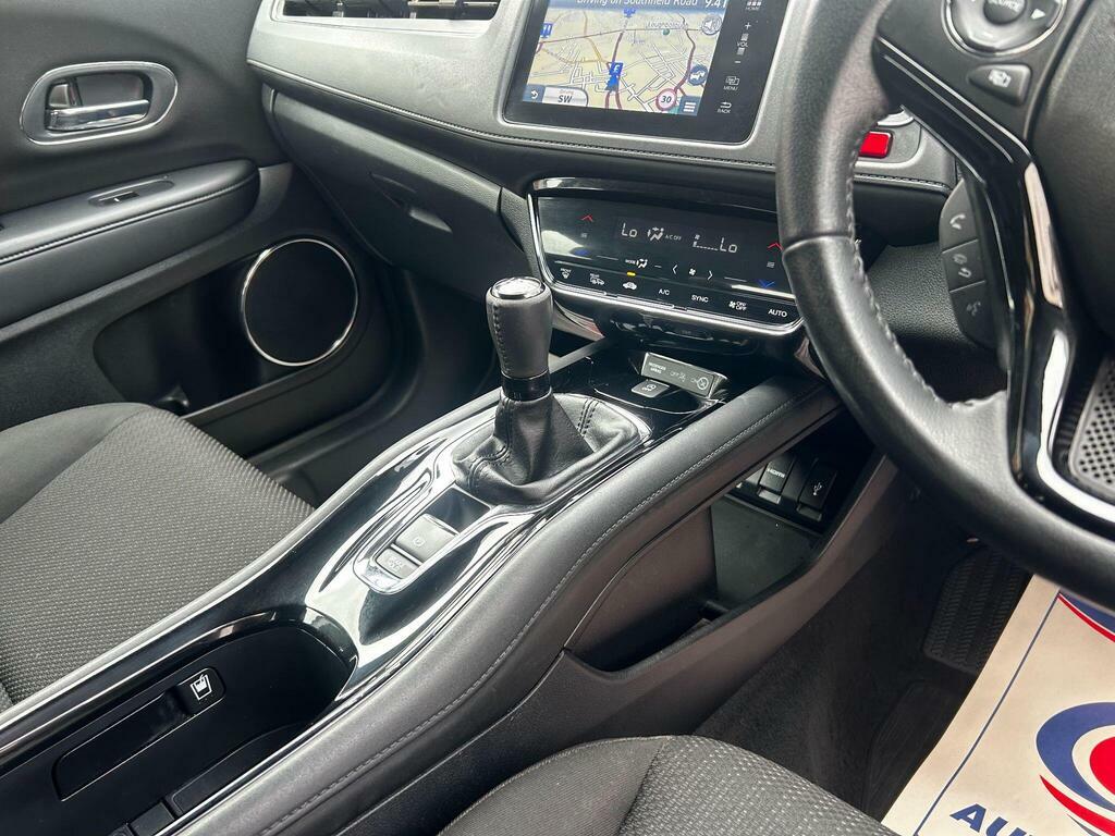 Honda Hr-V Hrv 1.5 Vtec Se White #13
