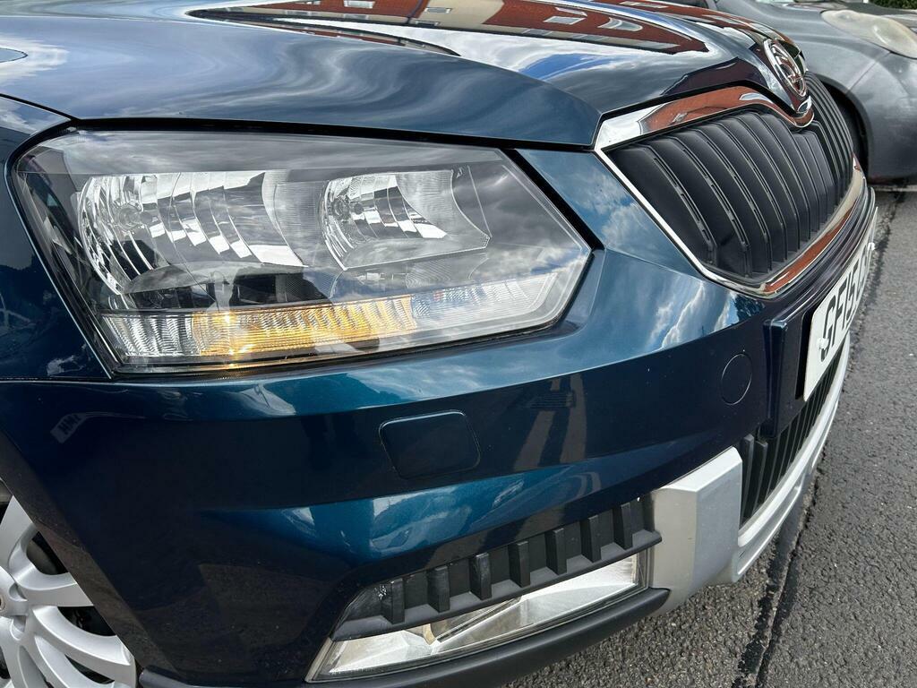 Skoda Yeti 2.0 Tdi Se Outdoor 4Wd Euro 5 Blue #5