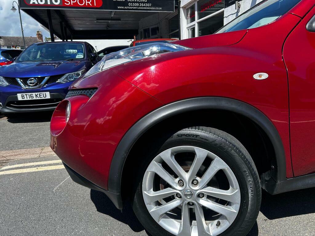 Nissan Juke 1.6 Tekna Euro 5 Red #2