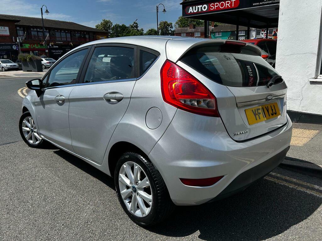 Ford Fiesta 1.6 Titanium 118 Bhp Black #8