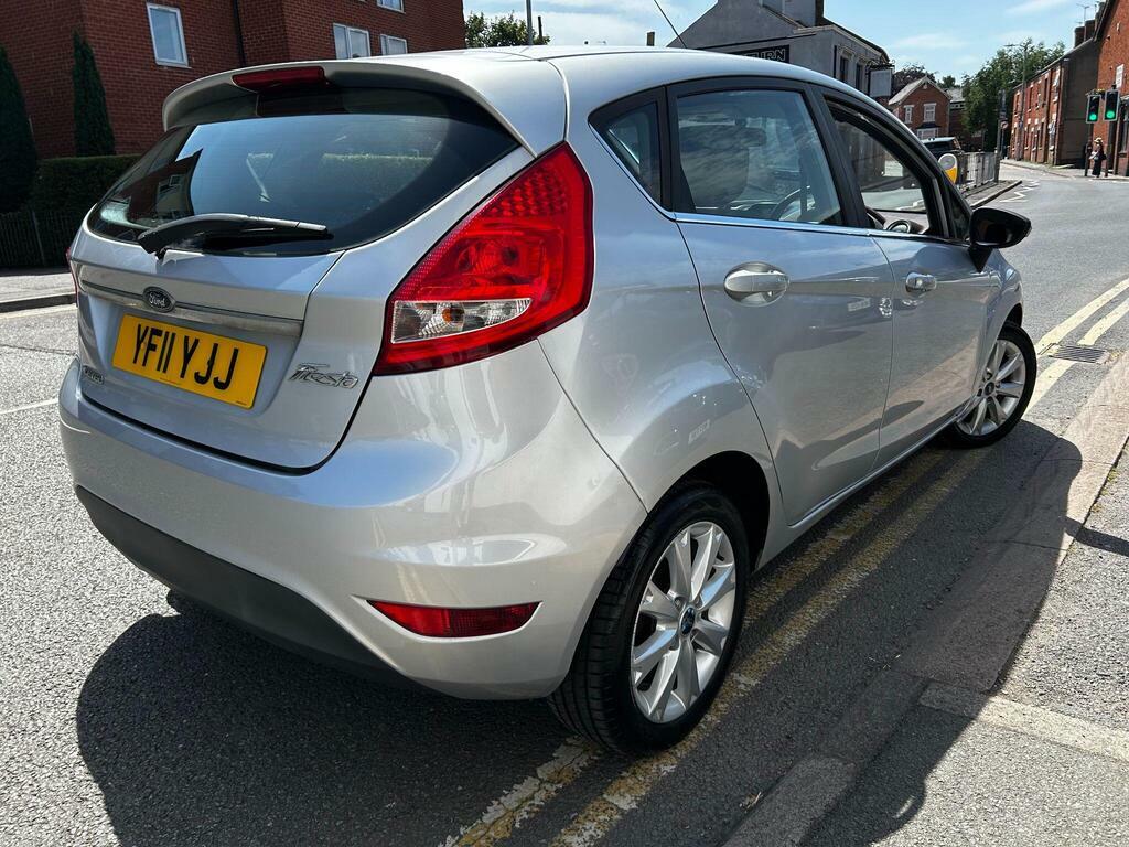 Ford Fiesta 1.6 Titanium 118 Bhp Black #6