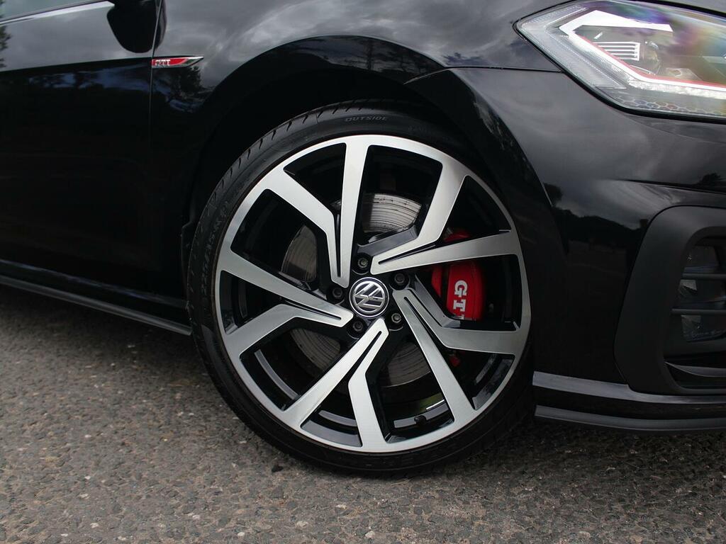 Volkswagen Golf Gti Performance Black #2