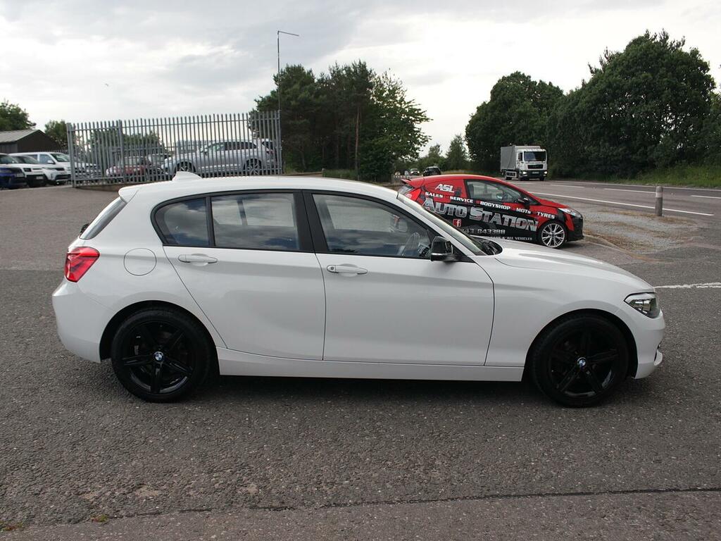 BMW 1 Series Sport White #6
