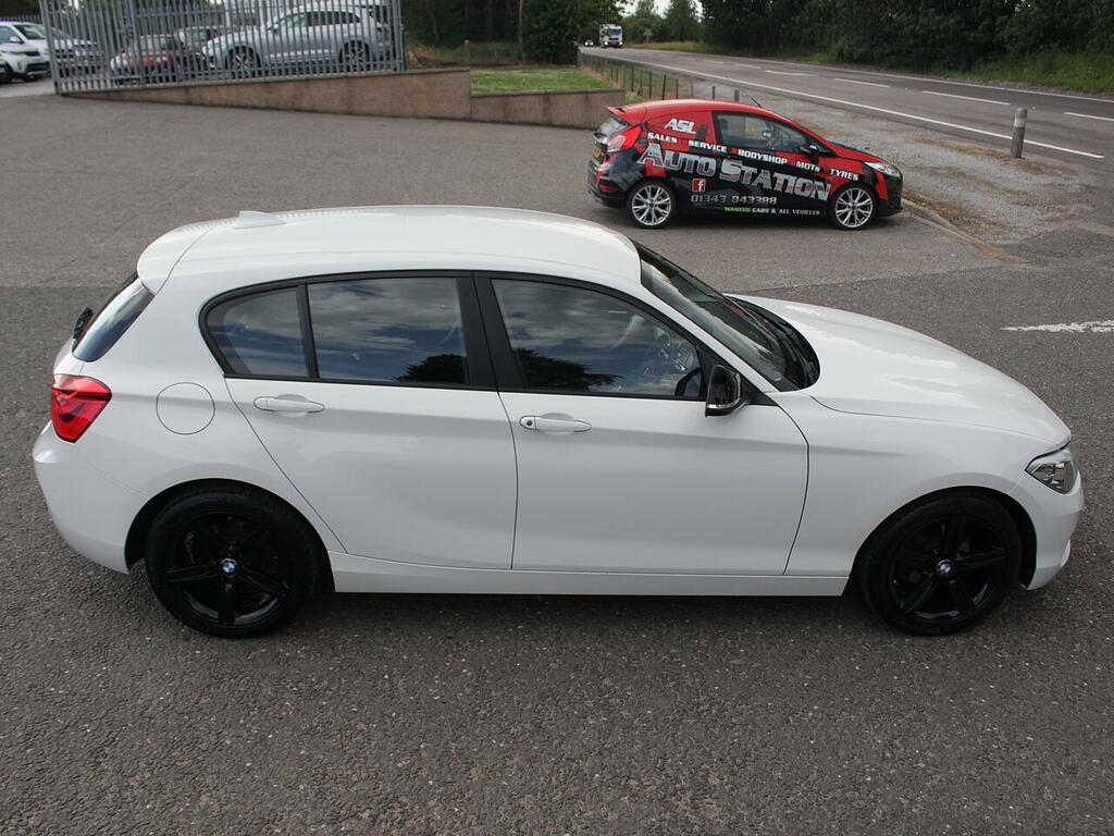 BMW 1 Series Sport White #5