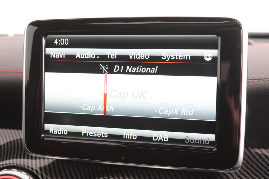 Mercedes-Benz GLA Class Gla45 Amg 4Matic Red