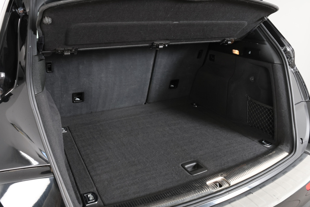 Audi Q5 Tfsi Quattro S Line Plus 5-Door White #84