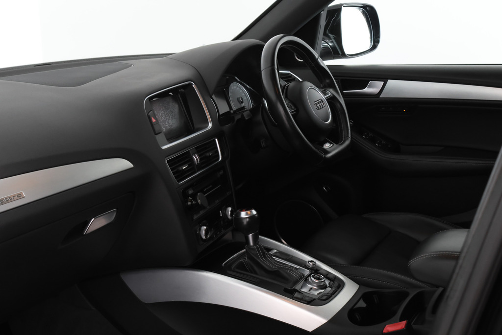 Audi Q5 Tfsi Quattro S Line Plus 5-Door White #50