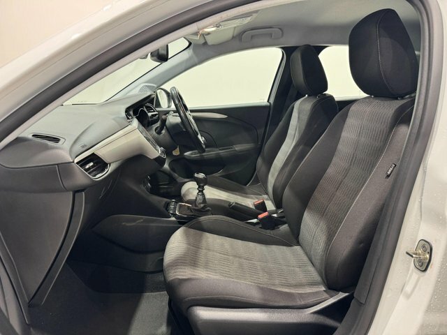 Vauxhall Corsa Turbo Se Premium Euro LL20EOO White #2