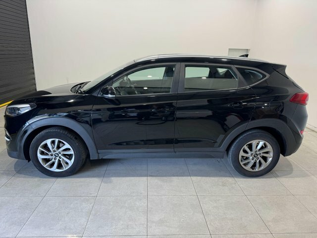 Hyundai Tucson Crdi Blue Drive Se WH16LCV Black #4
