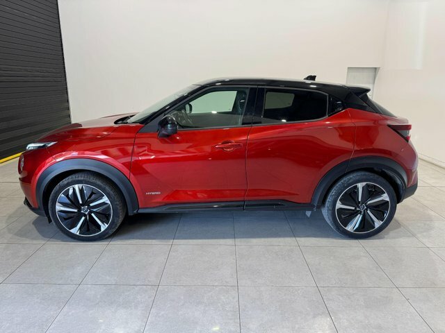 Nissan Juke Tekna Euro 6 DV72WJJ Red #4