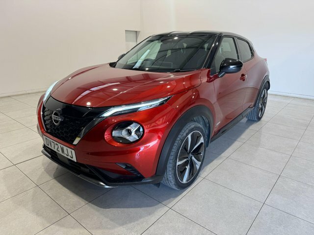 Nissan Juke Tekna Euro 6 Red