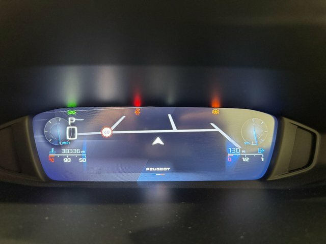 Peugeot 308 Puretech Allure Eat Euro MD24GCO White #3