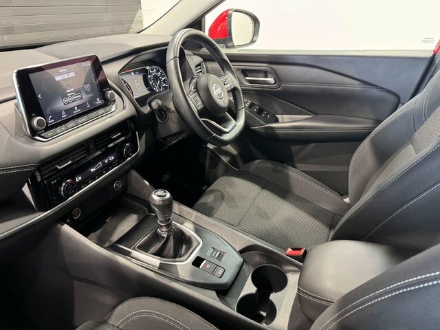 Nissan Qashqai Dig-t Mhev Acenta Premium YC22WKO Red #2