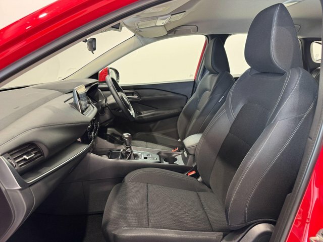 Nissan Qashqai Dig-t Mhev Acenta Premium YC22WKO Red #3