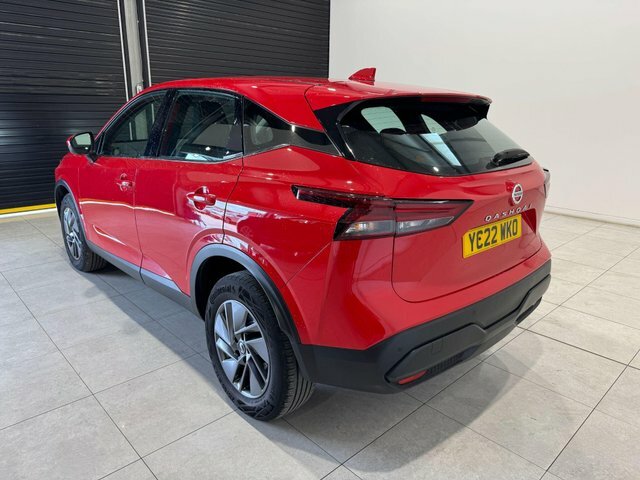 Nissan Qashqai Dig-t Mhev Acenta Premium YC22WKO Red #5