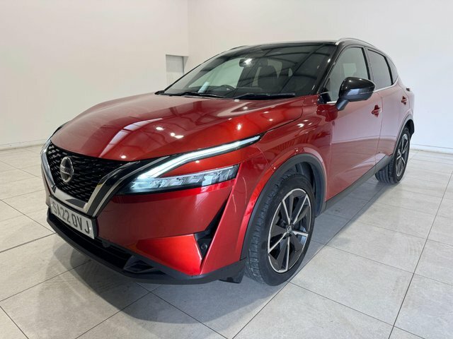 Nissan Qashqai Dig-t Mhev Tekna Euro Red