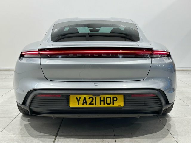 Porsche Taycan Plus 93.4Kwh 4S YA21HOP Silver #4
