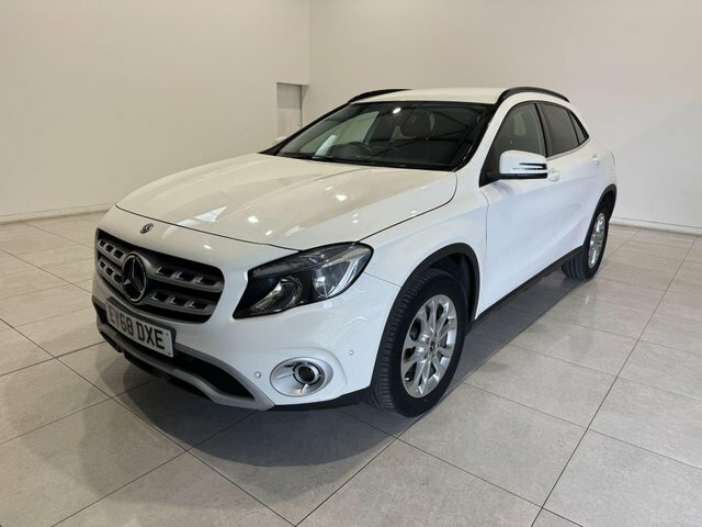 Mercedes-Benz GLA Class Gla200 Se Executive 7G-dct White