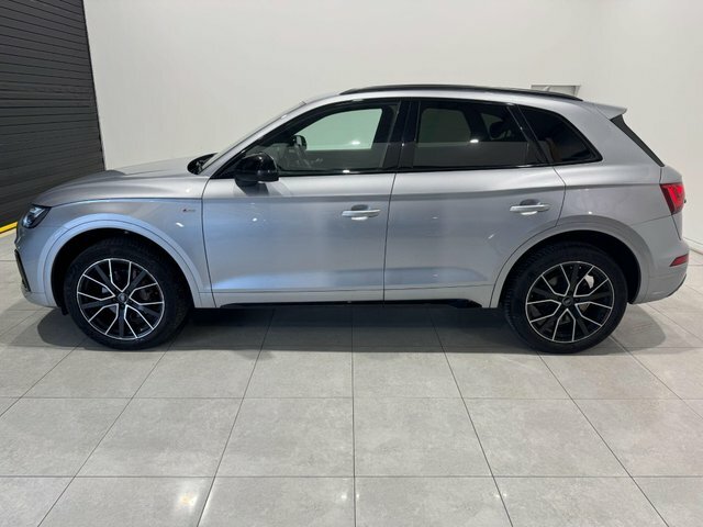 Audi Q5 Tdi 40 Black Edition Black #5