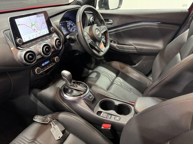 Nissan Juke Tekna Euro 6 DY23EAE Red #3