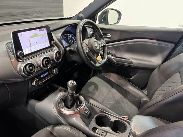 Nissan Juke Dig-t Tekna Euro 6 Silver #3