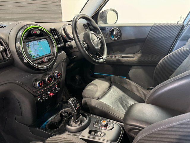 Mini Countryman Cooper D All4 White #3