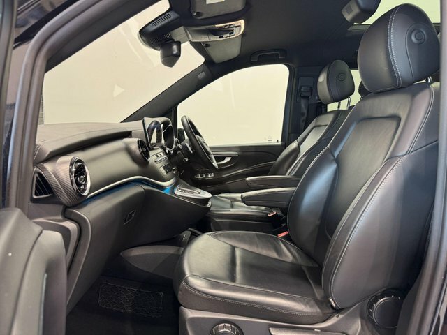Mercedes-Benz V Class V300d Amg Line G-tronic Black #2