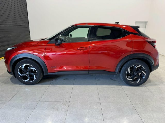 Nissan Juke N-connecta Euro 6 Red #4
