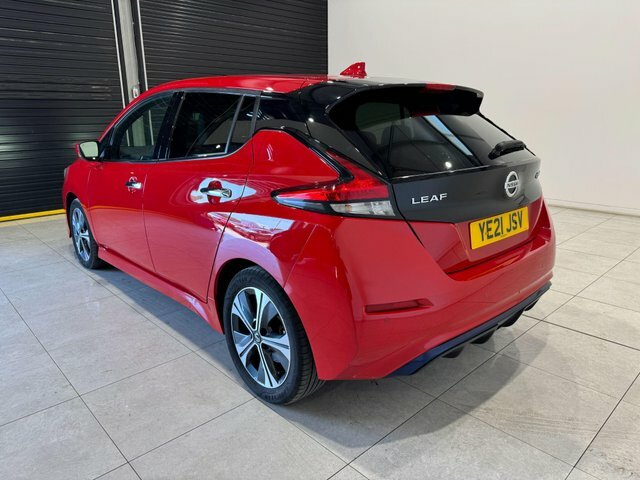 Nissan Leaf Tekna Auto 5dr Red #5
