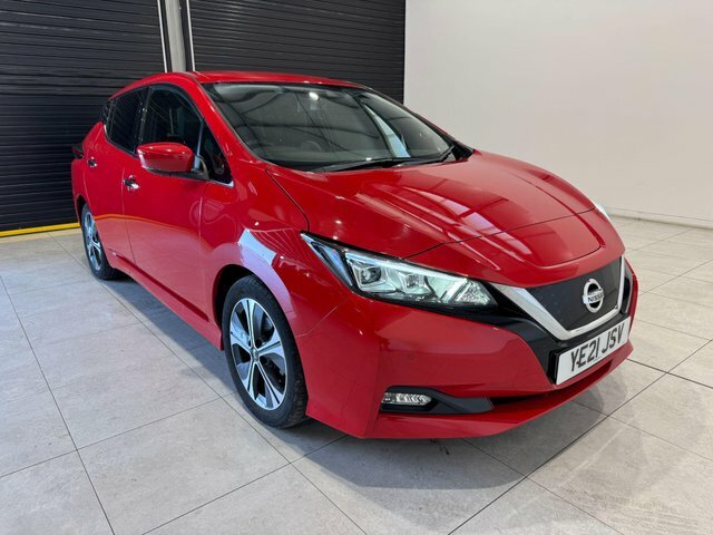 Nissan Leaf Tekna Auto 5dr Red #6