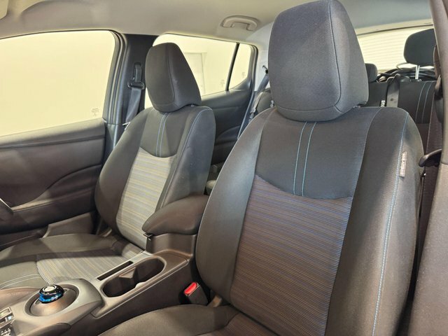Nissan Leaf Acenta Grey #10
