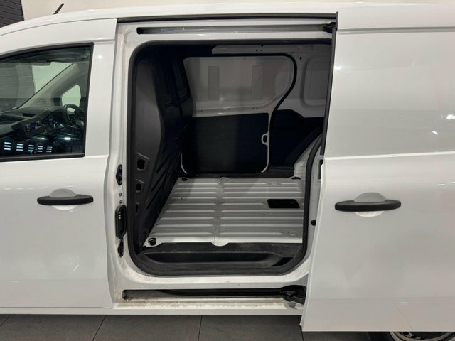 Renault Kangoo Renault Kangoo Ml19 Energy Tce 100 Advance Van White #14
