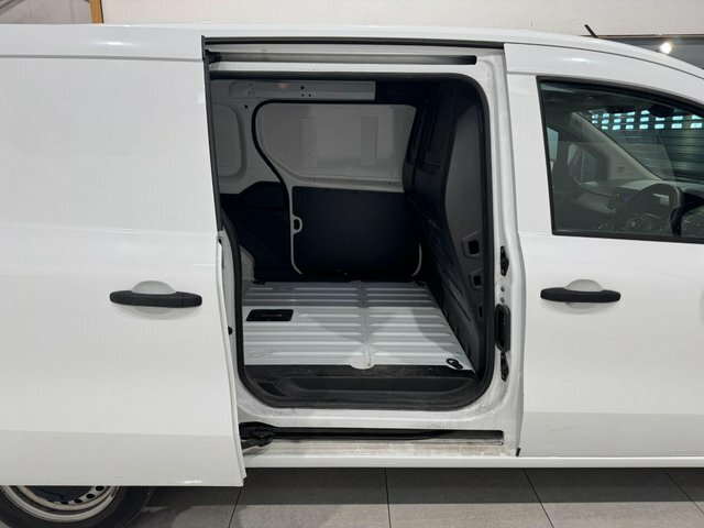 Renault Kangoo Renault Kangoo Ml19 Energy Tce 100 Advance Van White #15