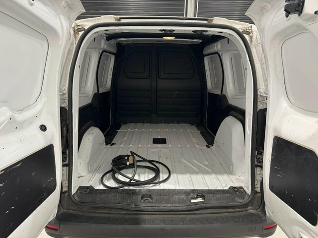 Renault Kangoo Ll21 E-tech Ev Lwb White #3