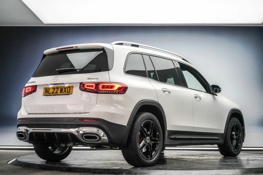 Mercedes-Benz GLB Class 2022 2.0 Glb220d Amg Line Premium Suv NL22WXO White #3