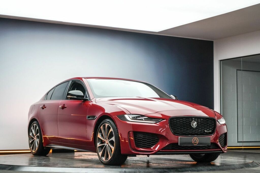 Jaguar XE 2020 2.0 P250i R-dynamic Black Saloon A Red #5