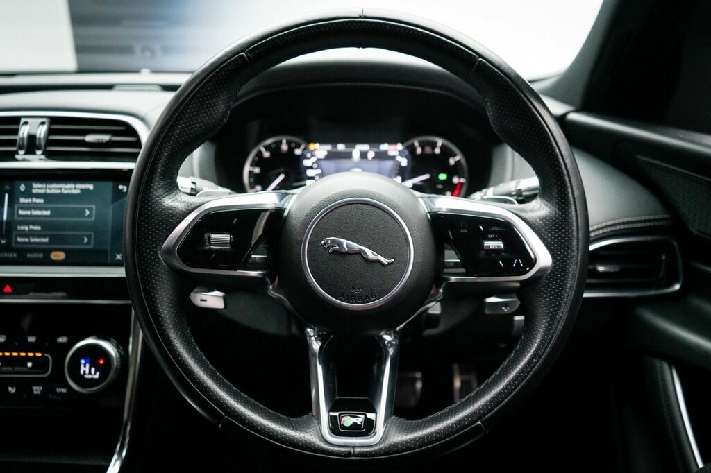 Jaguar XE 2.0D R-dynamic Se Grey #33