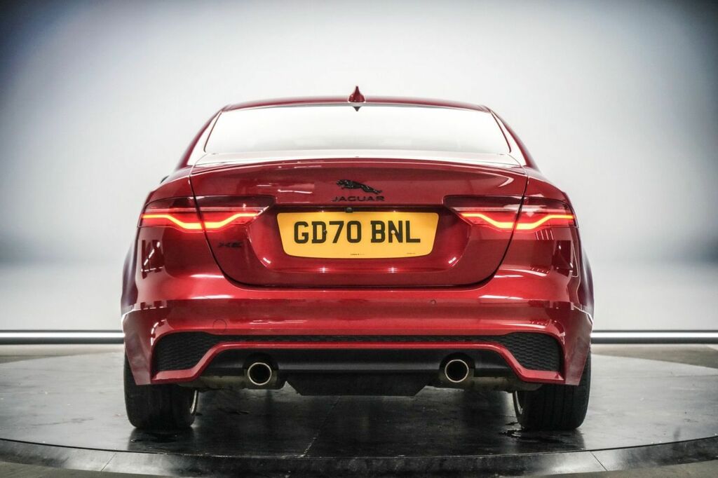 Jaguar XE 2.0D R-dynamic Se Grey #17