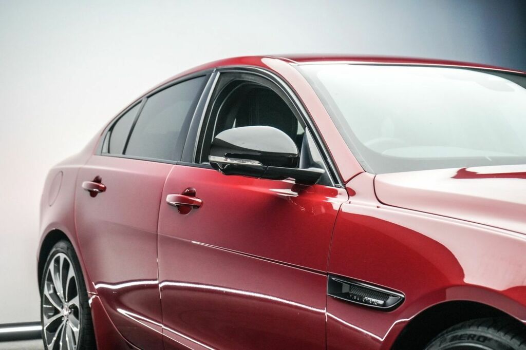 Jaguar XE 2.0D R-dynamic Se Grey #23